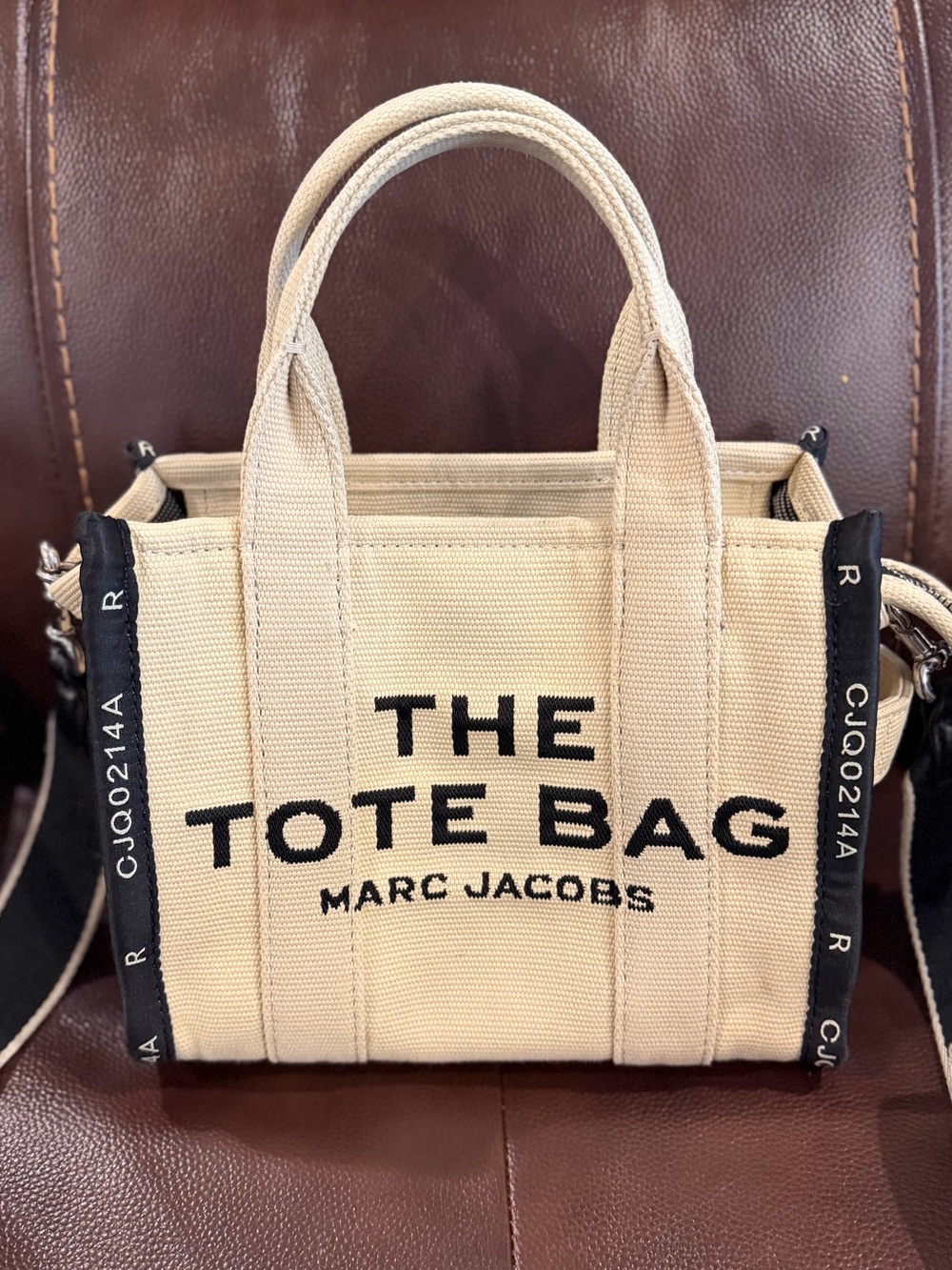 Big Marc Jacobs Style In a Cute Small Canvas Tote